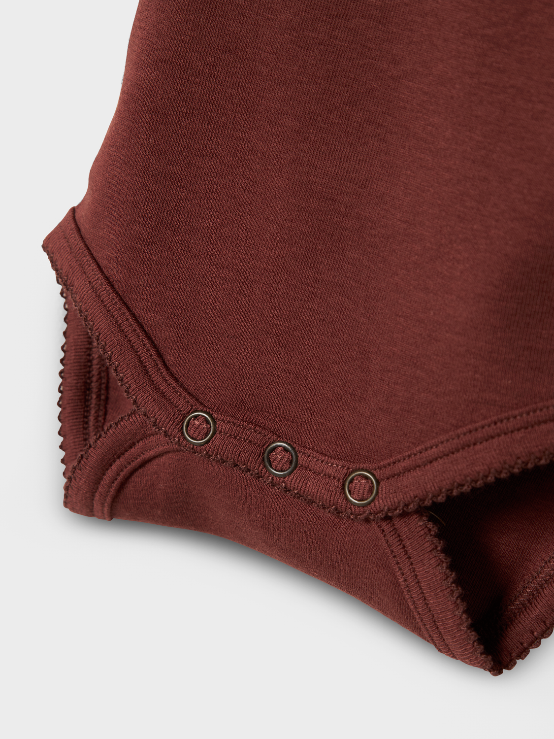 model_shot-front_full